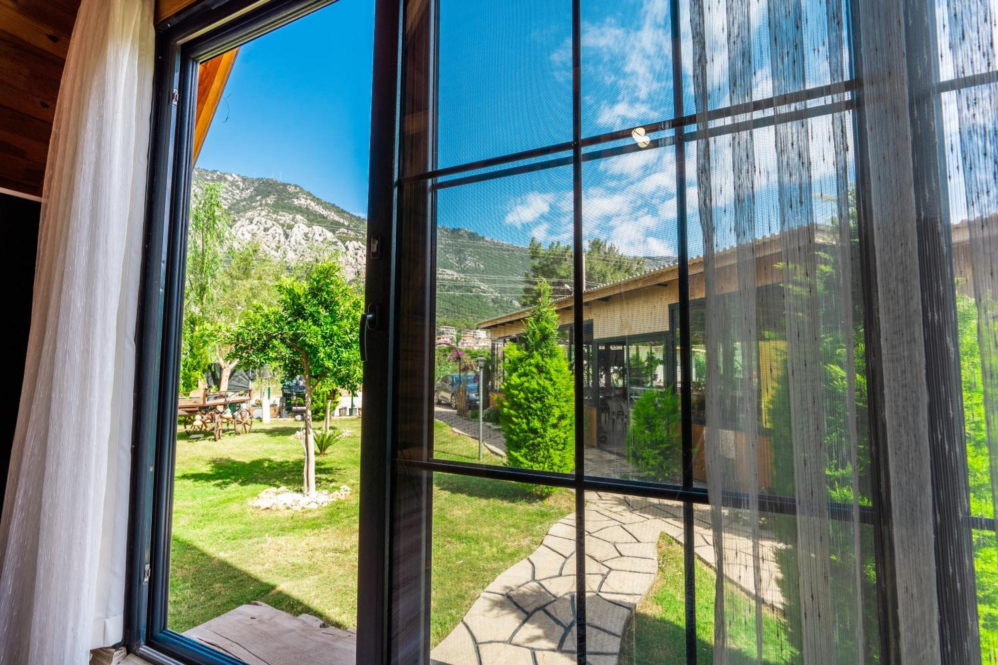Karaoez Sapphire Bungalows Kumluca Extérieur photo